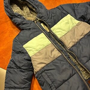 Boy fuzzy puffer jacket size 2T